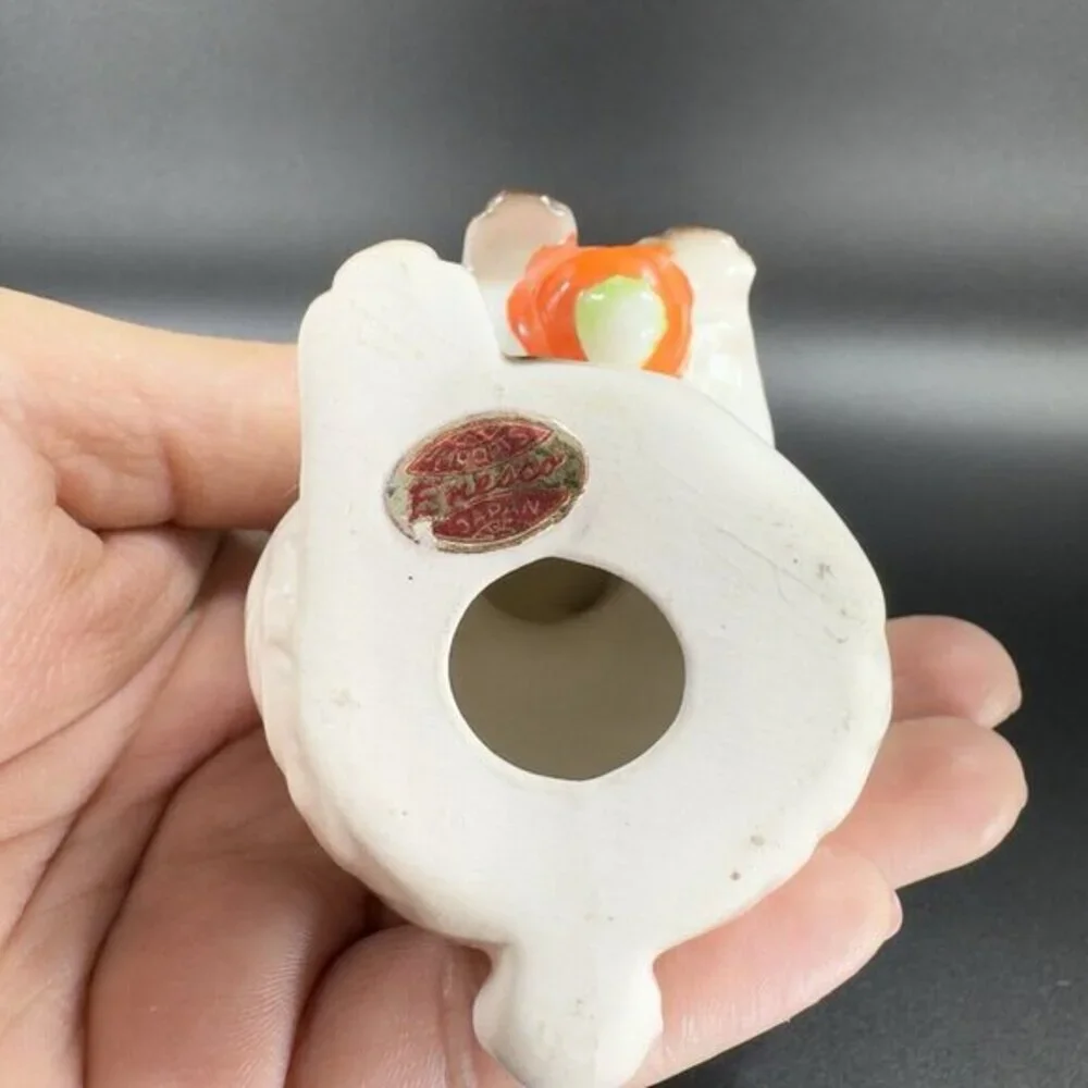 Vintage‎ Enesco Porcelain Bunny Rabbit Figurine Painted Made In Japan Figure VTG